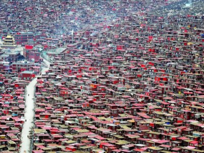 بزرگترین اقامتگاه بودایی جهان(عکس)