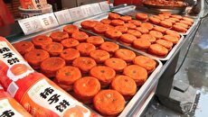 غذای خیابانی در چین؛ پخت دونات خرمالو در شیآن (فیلم)