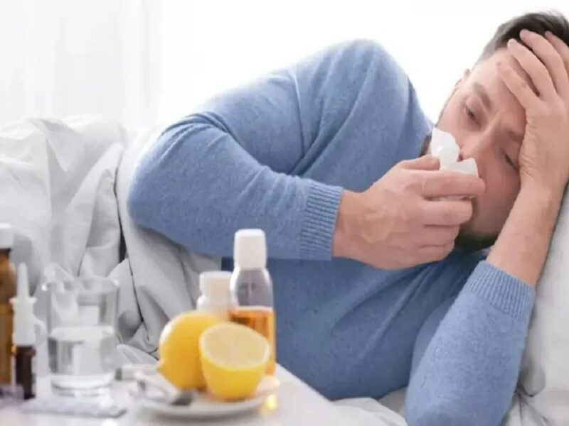 علت کمر و استخوان درد هنگام آنفلوانزا چیست؟ بررسی علمی علائم رایج