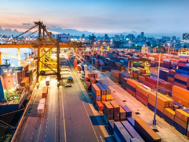 چرا سرمایه‌گذاران از مناطق آزاد ایران فراری شده‌اند؟