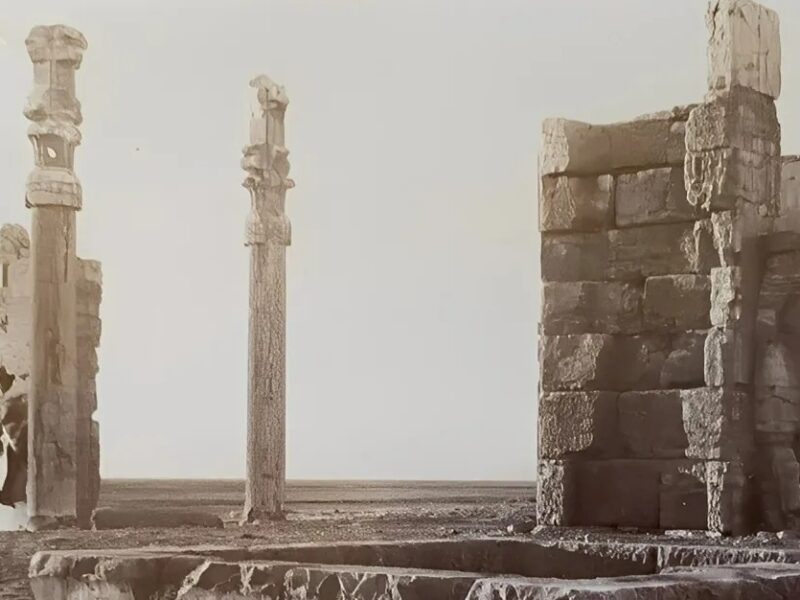 عکس نایاب از دروازه ملل تخت جمشید؛ نگاه به شکوه ۱۰۰ سال پیش