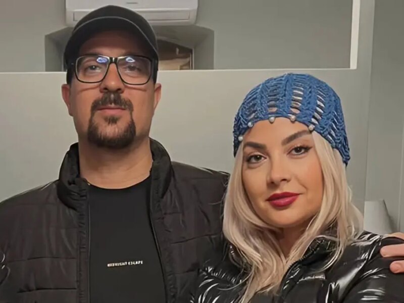 استایل زمستانی و کلاه خاص همسر احمد مهرانفر در پشت صحنه تئاتر (عکس)