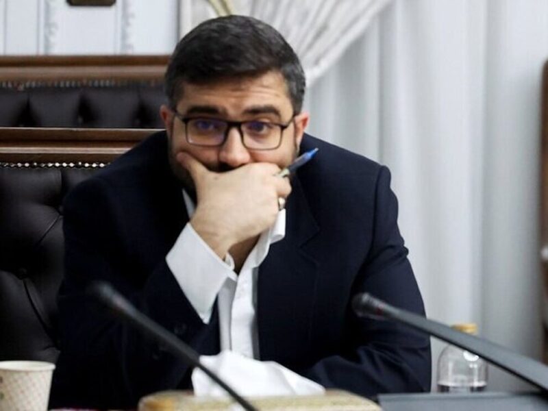 نوشته غم انگیز سقاب اصفهانی در فقدان همسر و دو فرزندش