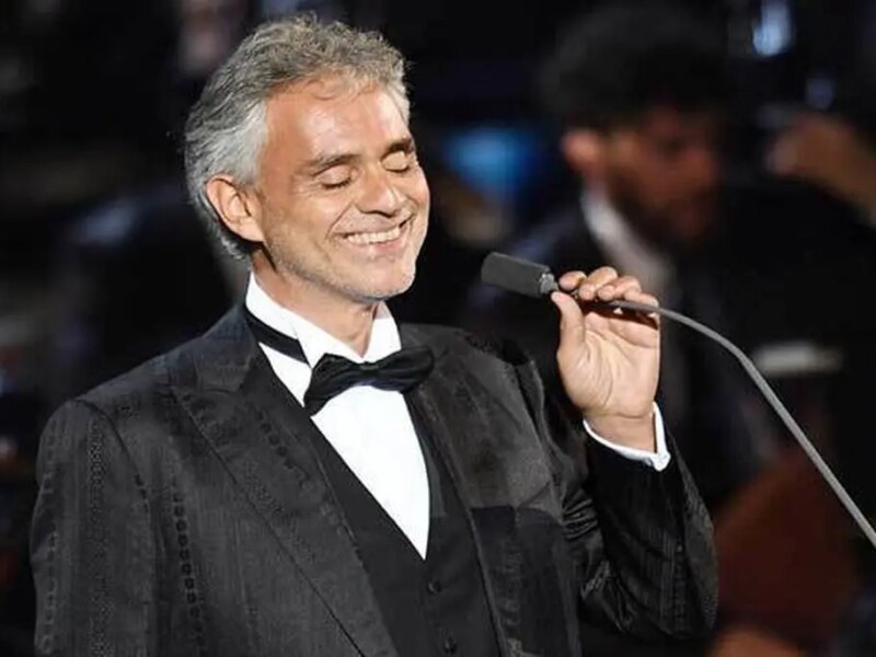 آندره‌آ بوچلی خواننده جام جهانی امسال شد