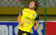 گل اول سپاهان به فجر توسط کریولی (فیلم)