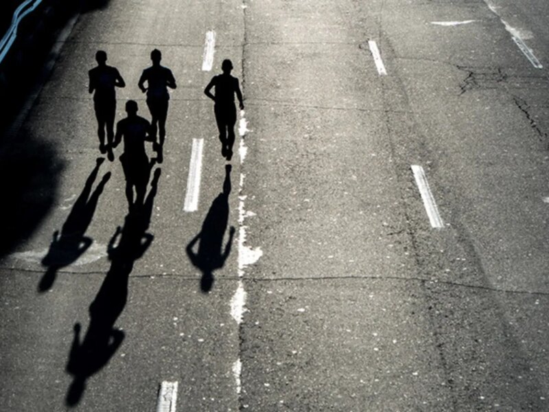 مسئول برگزاری ماراتن کیش: مخالفت و حاشیه سازی ها به خاطر منافع مالی است / با حرف‌های بی‌اساس دنبال تفرقه‌افکنی هستند