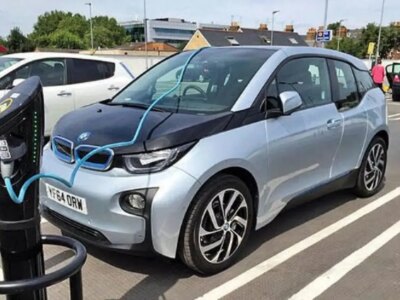 بی‌توجهی وزارت صمت به قانون بودجه؛ خودروهای برقی و هیبریدی همچنان در بن‌بست