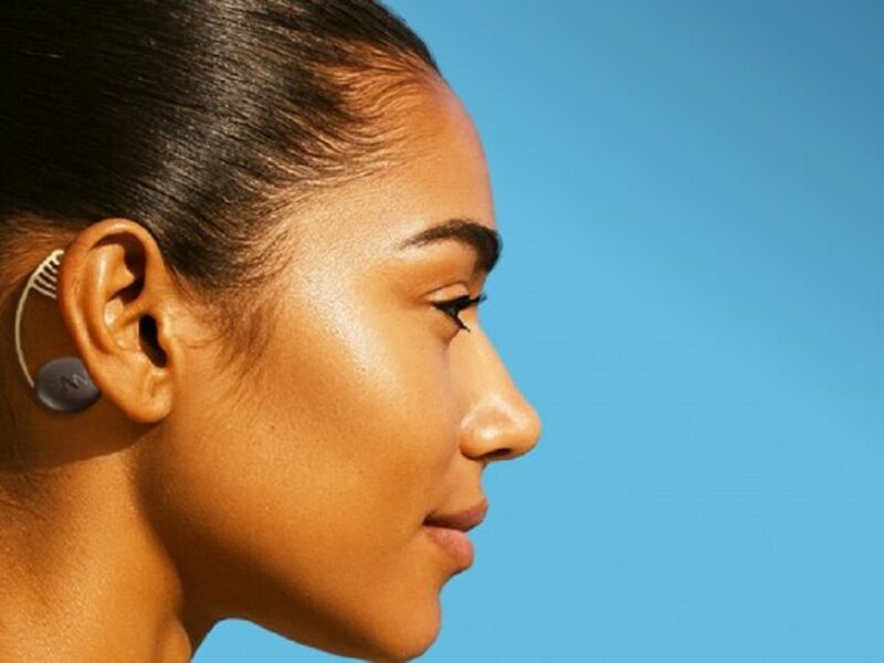 فیت‌بیت جدید: فناوری پوشیدنی که به کاهش استرس کمک می‌کند