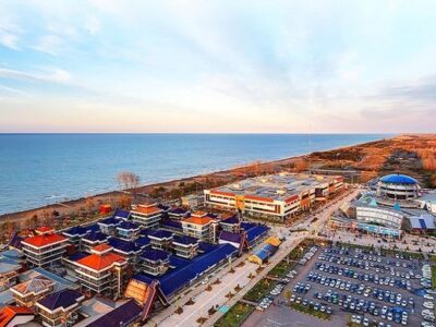 به کارگیری ظرفیت اقتصادی مناطق آزاد در تقویت دیپلماسی فرهنگی