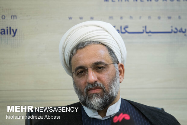 سعدی: «تفکر منظومه‌ای» نخستین مؤلفه اندیشه رهبری است