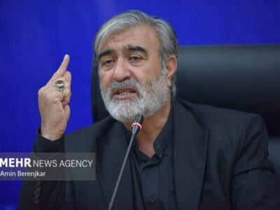 واکنش رئیس کمیسیون امنیت ملی مجلس به اعطای جایزه صلح فیفا به ترامپ