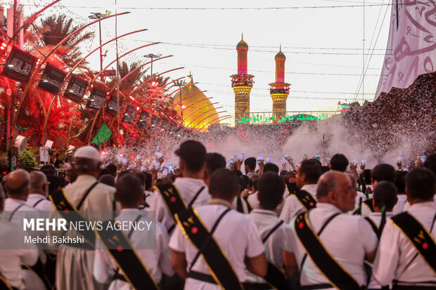 روایتی از «نذر زیارت»؛صدای پای دل‌هایی که به «مشهد،کربلا و مکه» می‌رسد