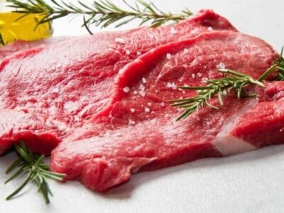قیمت انواع گوﺷت ﻗﺮﻣﺰ منجمد گوﺳﺎﻟﻪ اعلام شد