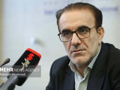 تأخیر پرداخت مطالبات حوزه سلامت، پرداختی از جیب مردم را بیشتر می‌کند