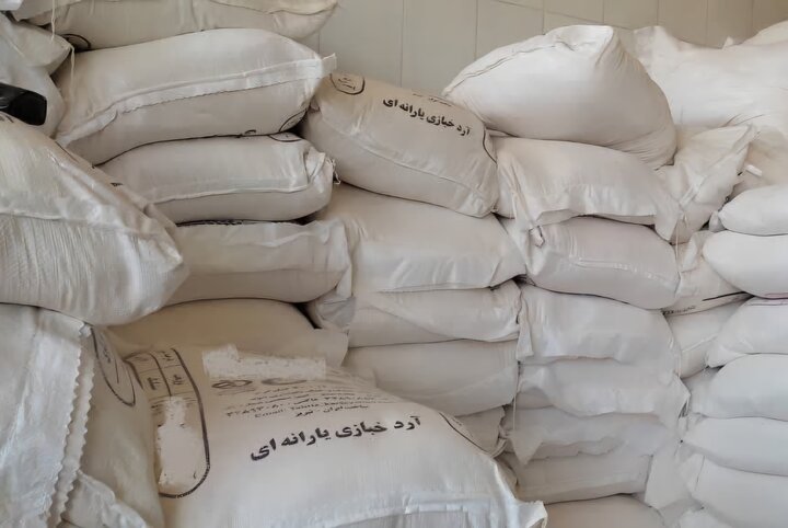 کشف ۲ تن آرد قاچاق در میامی؛ نیسان توقیف شد