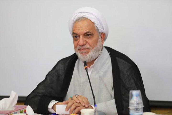 حمیدی: مطالبات معوق مراکز درمانی و داروخانههای کرمان وصول شد