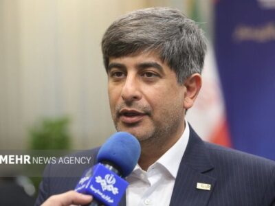 زرندی: فولاد مبارکه به آب پایدار ۴۰ میلیون مترمکعبی رسید