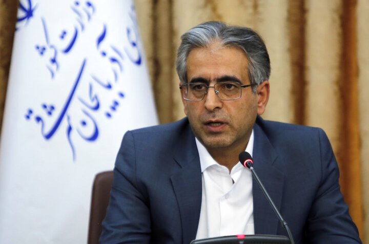 محمدزاده: گفت‌وگو و شنیدن، راه ترمیم شکاف بین نسلی است