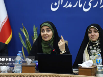 صادق: مردم باید احساس کنند مطالباتشان شنیده می‌شود