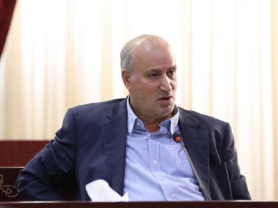 تاج: باید از کتاب هایی که به حقوق فوتبال کمک می کند حمایت کنیم