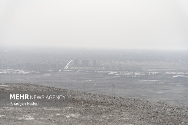تداوم وضعیت قرمز هوای اصفهان؛ ۳ منطقه بسیار آلوده است