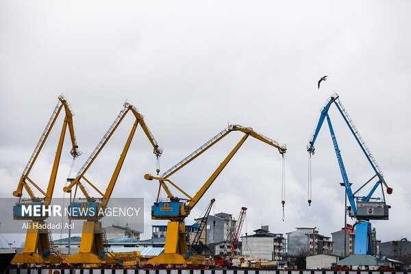 اصلاح آییننامه کولبری و ملوانی در دستور کار دولت+ جزئیات