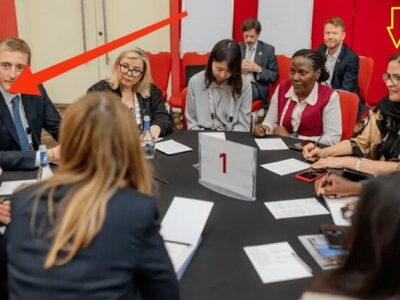 اعتراض ایثارگران به دیدار معاون سازمان استاندارد با مقام رژیم صهیونیست