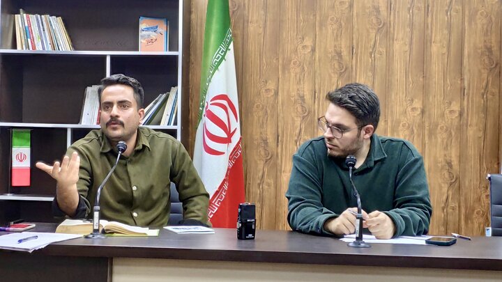 شعر زنان منحصر به کلیشههایی چون فرزندآوری و آشپزخانه نیست