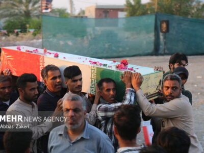 استقبال باشکوه مردم روستای مجتمع امام از پیکر شهید گمنام