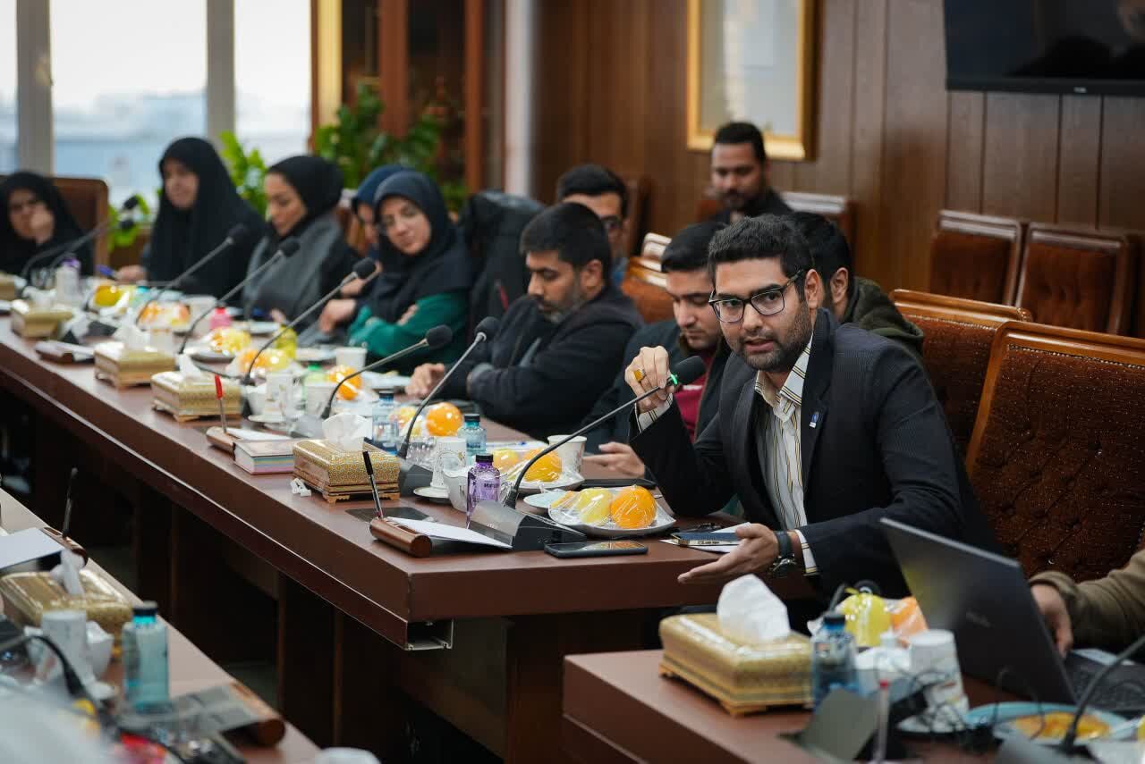 حمایت از حلقههای میانی یکی از راههای مهم شکوفایی ظرفیتهای مردمی است