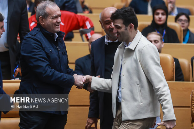 آئین گرامیداشت روز جهانی افراد دارای معلولیت با حضور رئیس جمهور