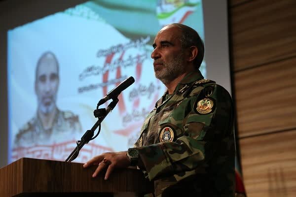 جهانشاهی:نقش بیبدیل فرمانده معظم کل قوا در جنگ ۱۲روزه تعیینکننده بود