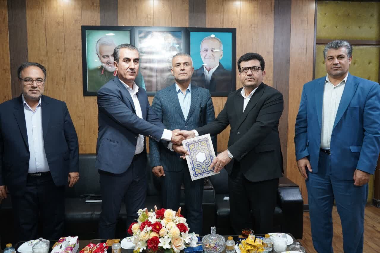 فرماندار گناوه: تقویت تعاونیهای شهرستان بستری برای رونق اشتغال است