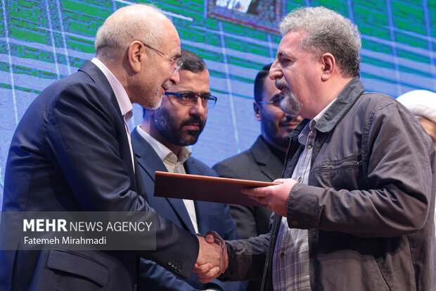 نشست خبری رئیس مجلس شورای اسلامی