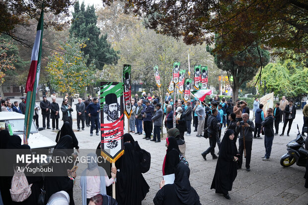 راهپیمایی خانوادگی به میزبانی میرزا کوچک