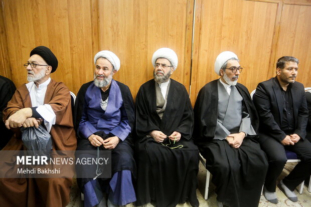 مراسم ختم پسر حجت الاسلام صدیقی در قم