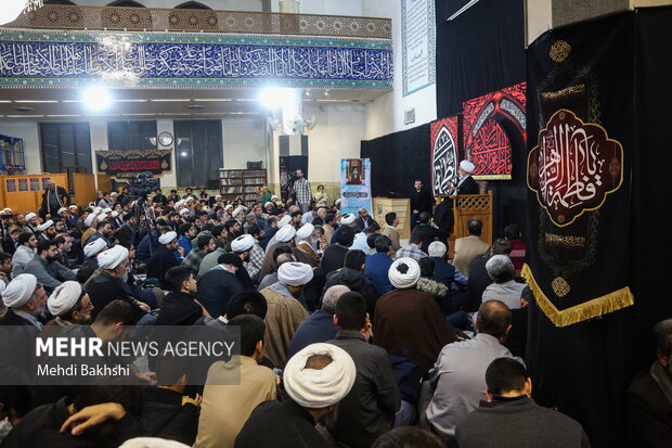 مراسم ختم پسر حجت الاسلام صدیقی در قم