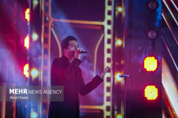 اختتامیه چهل و سومین جشنواره جهانی فیلم فجر در شیراز پایان یافت