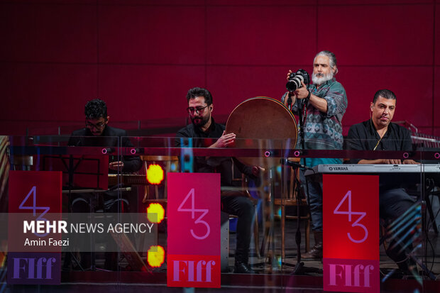 اختتامیه چهل و سومین جشنواره جهانی فیلم فجر در شیراز پایان یافت