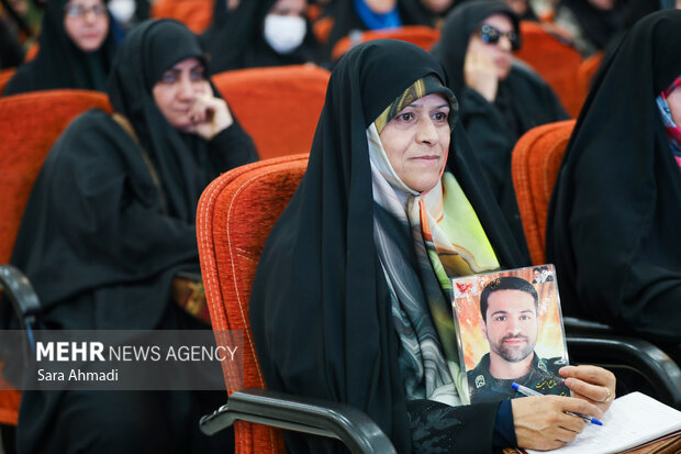 اختتامیه دوره توانمندسازی بانوان و مدیران کانون‌های بسیج اقشار در مشهد