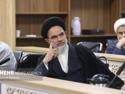 آیین رونمایی از کتاب های ۲۰ گانه مسجد در قم