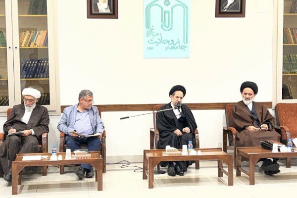 پورمحمدی: از گفتگوهای احزاب اصولگرا استقبال میکنیم