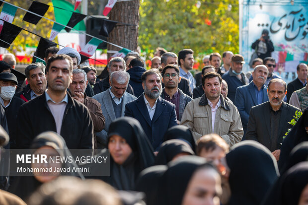 آیین تشیع وتدفین پیکر شهید گمنام در قزوین