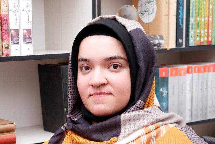 فاطمه عارفنژاد به اتاق ویژهای در بخش منتقل شده؛ التماس دعا داریم