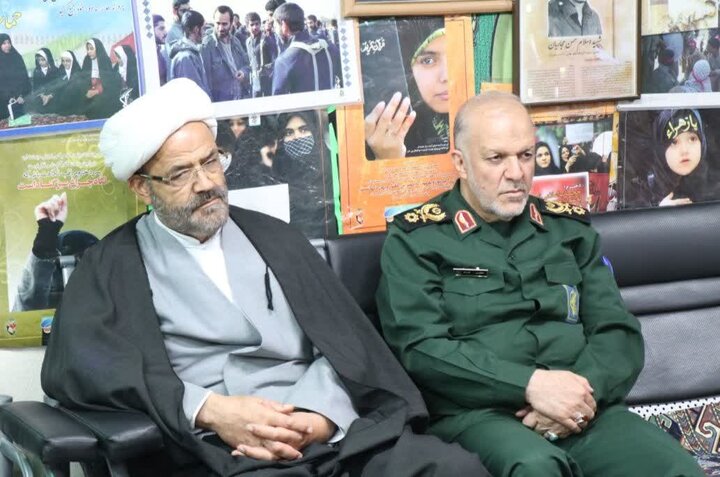 سردار فدا: صبر مادران شهدا کمتر از شهادت نیست