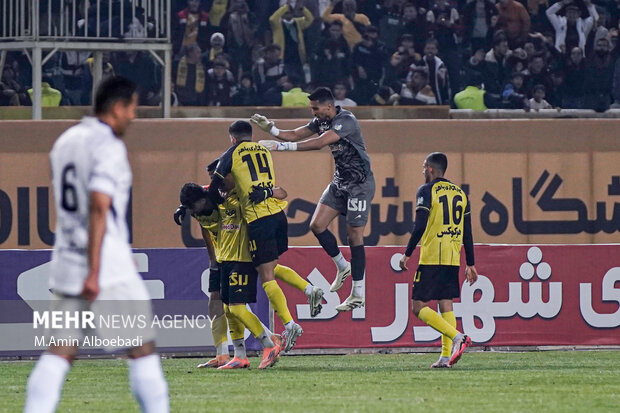 بحران گلزنی در لیگ برتر؛ سپاهان از ناکامی رقبا جان گرفت