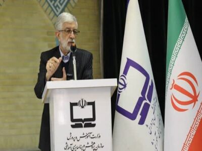 نقش محوری کتب درسی در جبران عقب‌ماندگی علمی کشور