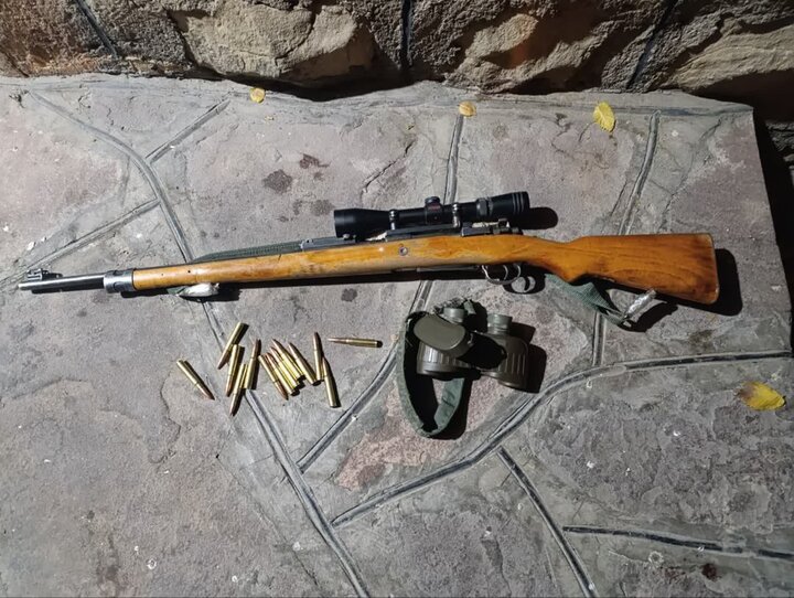 دستگیری شکارچی سابقهدار در پرور؛ اسلحه و مهمات از متهم کشف شد